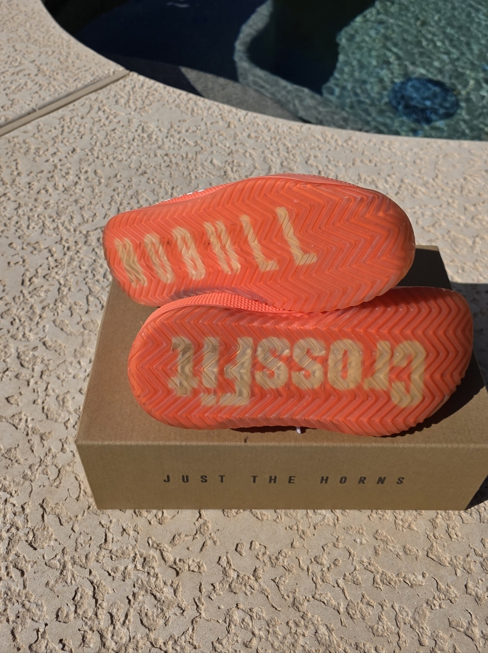 Limited Coral Color NoBull Superfabric Trainer Plus W8